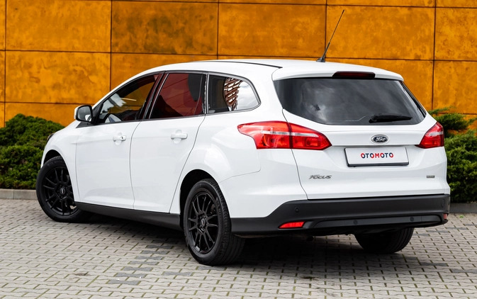 Ford Focus cena 33900 przebieg: 146000, rok produkcji 2015 z Radom małe 742